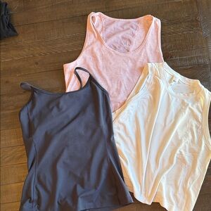 Old Navy Active Tops Size Medium- Pink, Charcoal, White